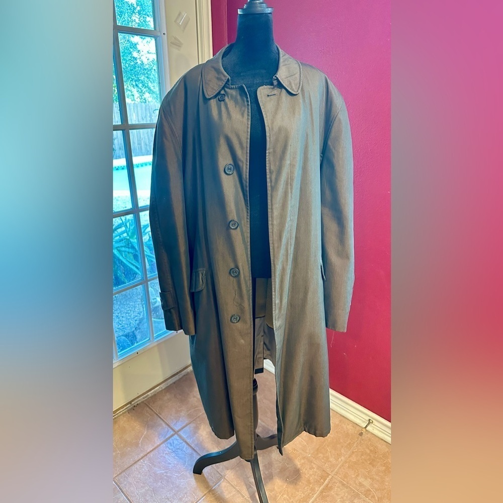 1960s 70s Vintage Larini Men’s 44L Brown Raincoat Overcoat Cravenette Lined